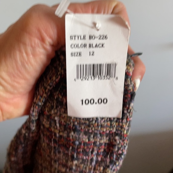 Mini patterned skirt. - Picture 4 of 4